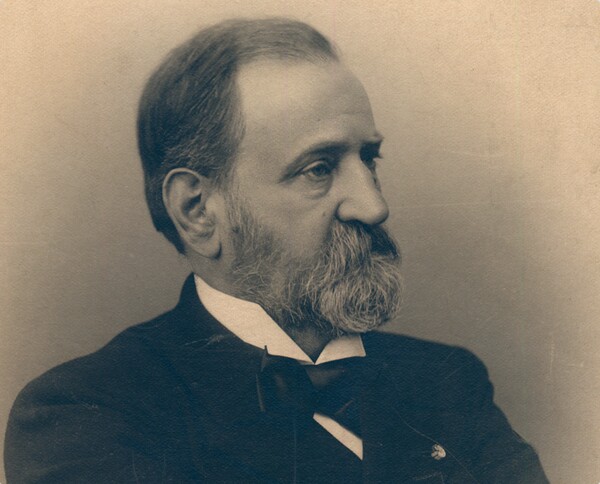 Ce deserturi a inventat Capşa